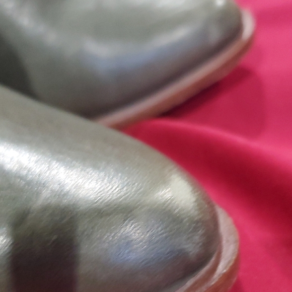 Jeffrey Campbell Green Ankle Boots with Modern Western Style - Picture 10 of 10